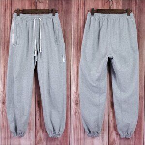 Nike Dri-Fit Mens Medium Standard Issue Pants Joggers Gray Athletic CK6365-063
